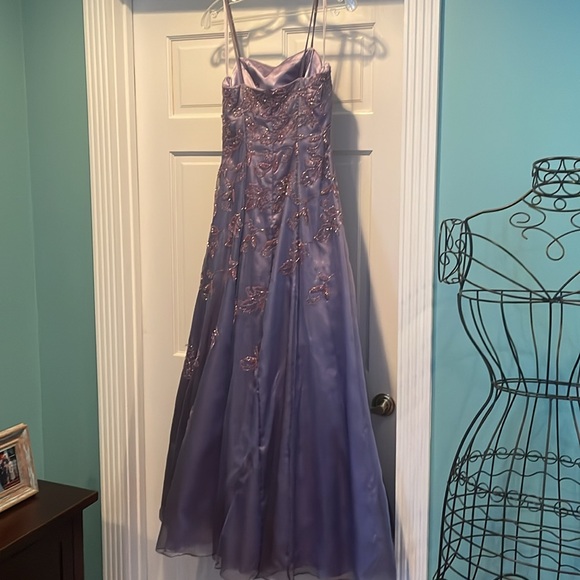 ALYCE Orchid  Evening Gown, size 6 with spaghetti straps. - Picture 6 of 8